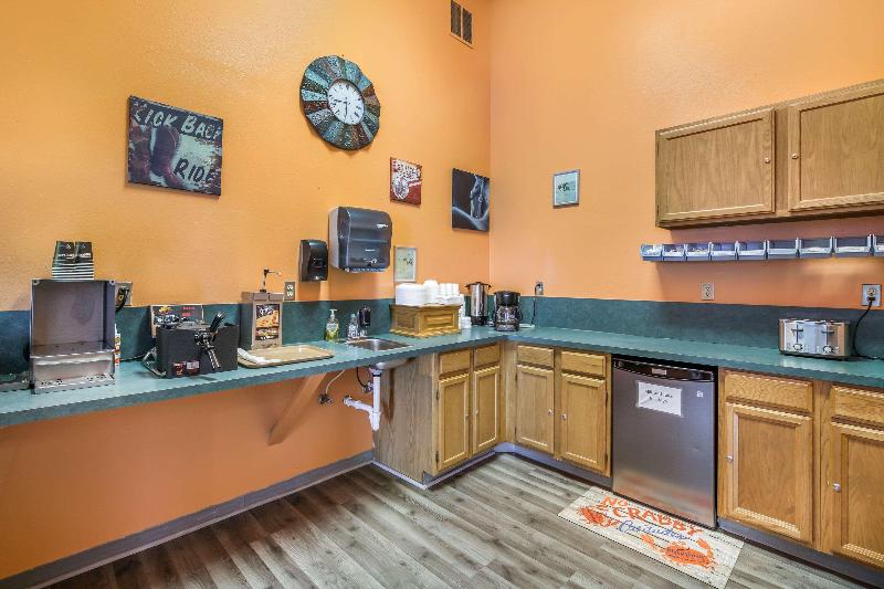 فندق على الطريق Rodeway Inn Gateway To Medora Troosevelt & Makoshika State Park