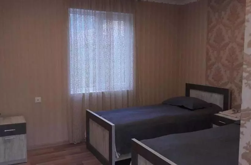 پانسیون Maxvshi