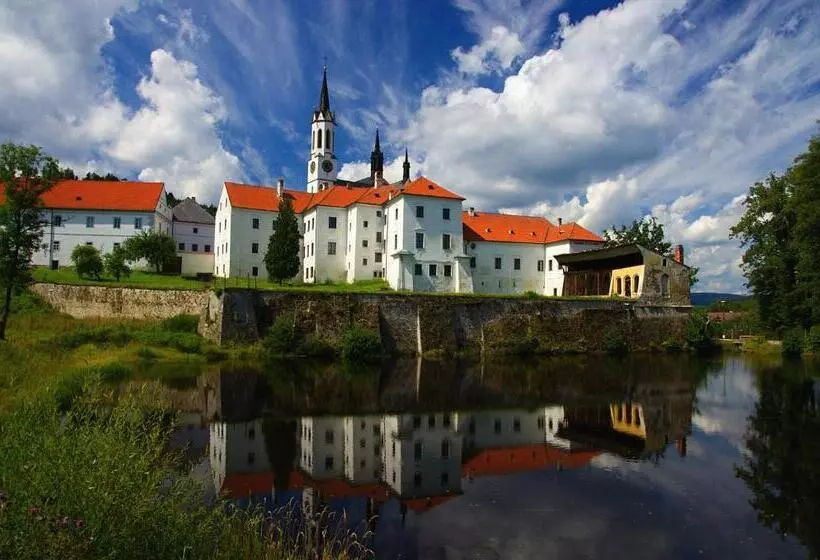 Majatalo Penzion U Candru