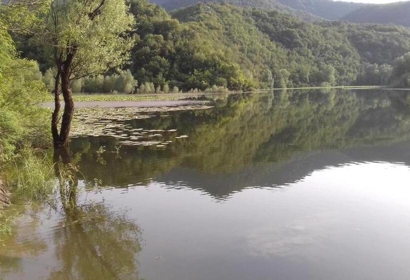 پانسیون Village House Novak Rijecani