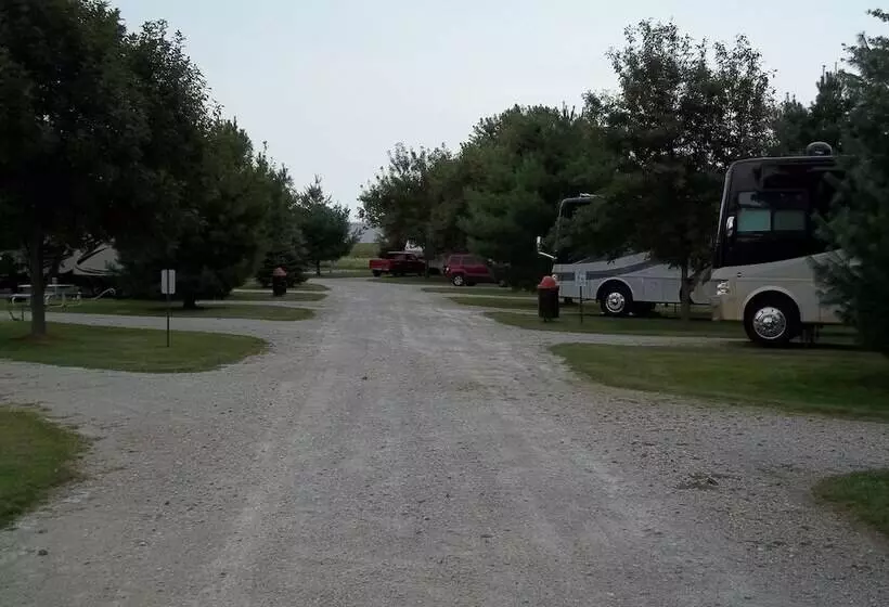 Sudbury Court Motel And Rv Park