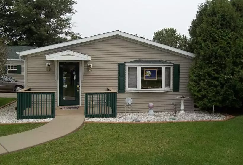 Sudbury Court Motel And Rv Park