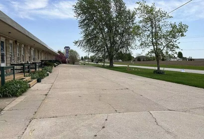 Sudbury Court Motel And Rv Park