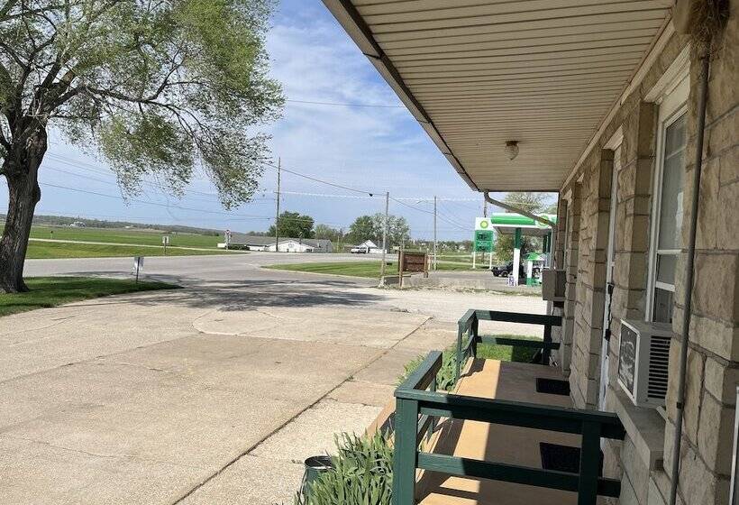 Sudbury Court Motel And Rv Park