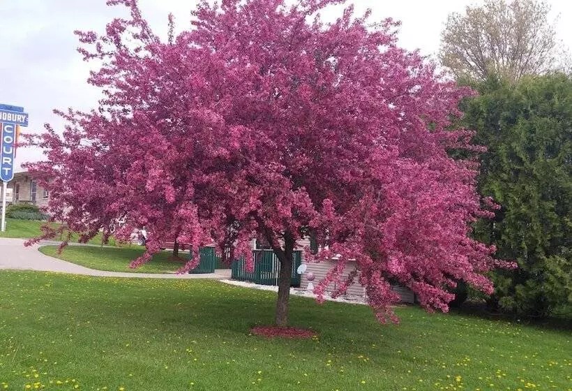 Sudbury Court Motel And Rv Park