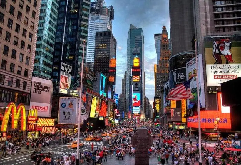 پانسیون The Black Bellvue Nyc