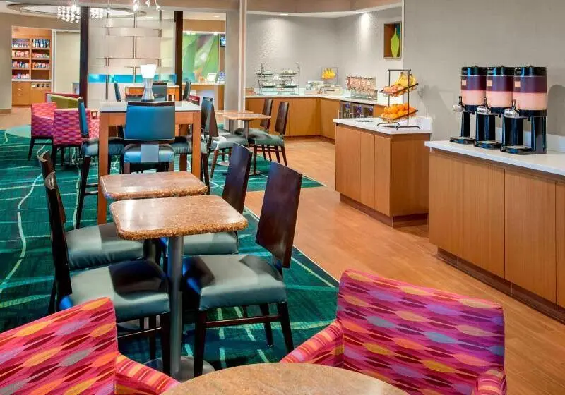 ホテル Willow Grove Suites By Ihg