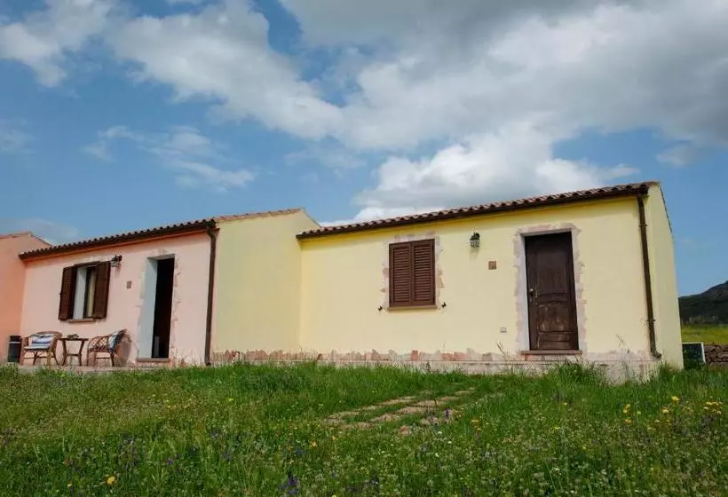 Agriturismo B&b Casteldoria