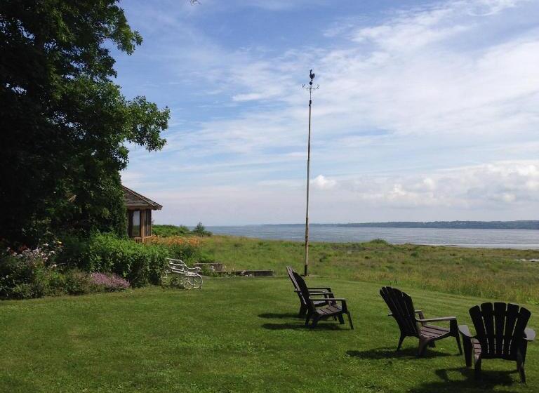 فندق صغير Auberge Les Blancs Moutons