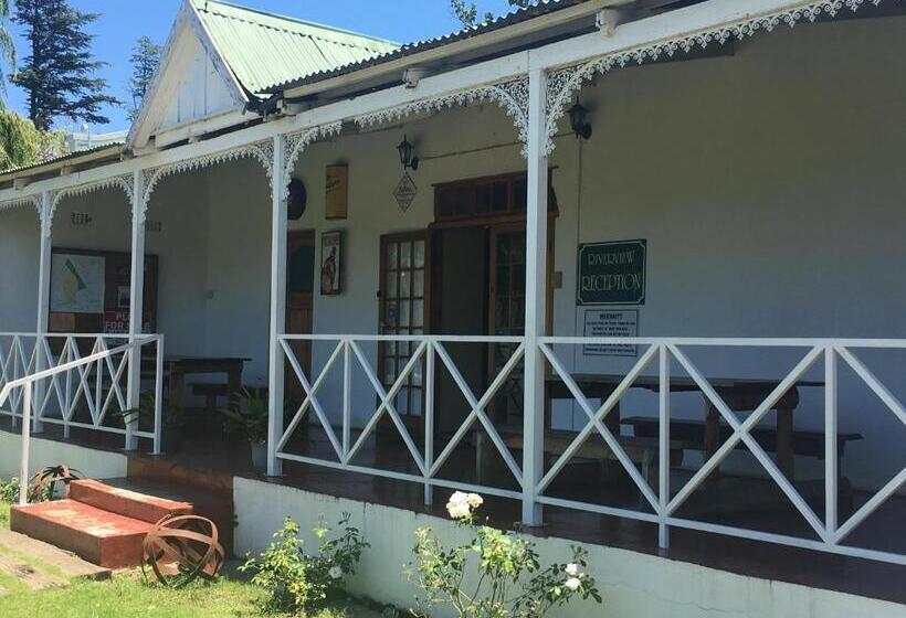 הוסטל Riverview Country Inn