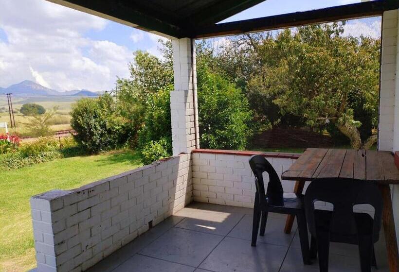 הוסטל Riverview Country Inn