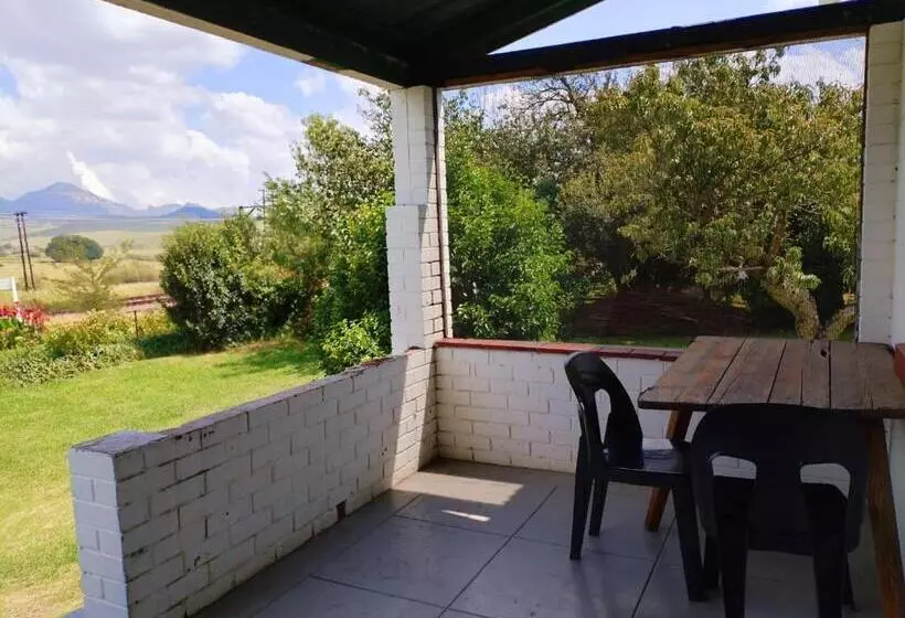 ユースホステル Riverview Country Inn