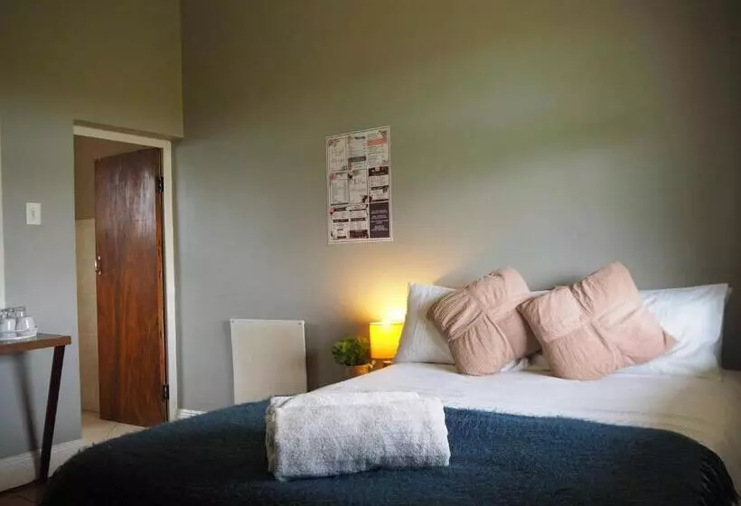 ユースホステル Riverview Country Inn