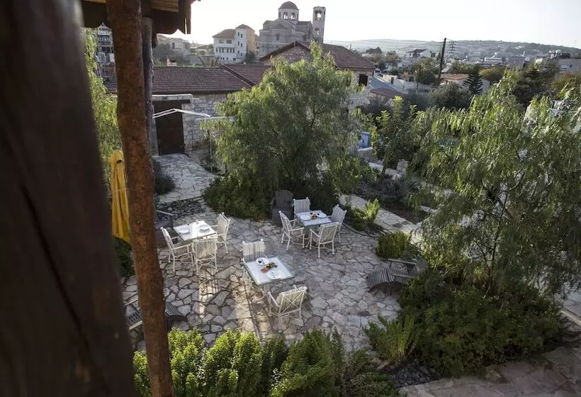 Aamiaismajoitus (B&B) Meleni Cottage Houses