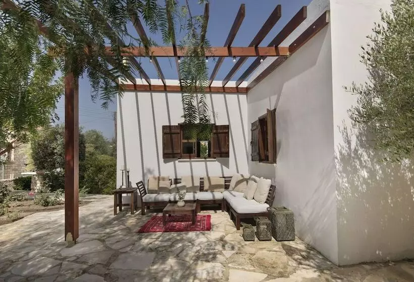 Aamiaismajoitus (B&B) Meleni Cottage Houses