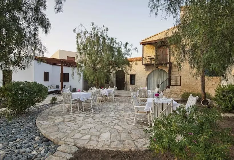 Aamiaismajoitus (B&B) Meleni Cottage Houses