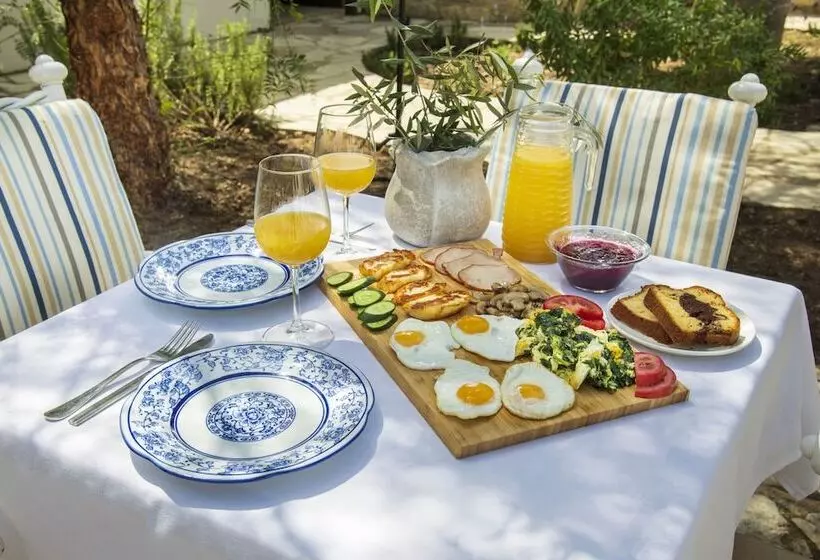 Aamiaismajoitus (B&B) Meleni Cottage Houses