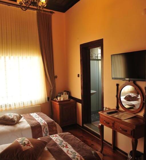 ホテル Aksehir Butik