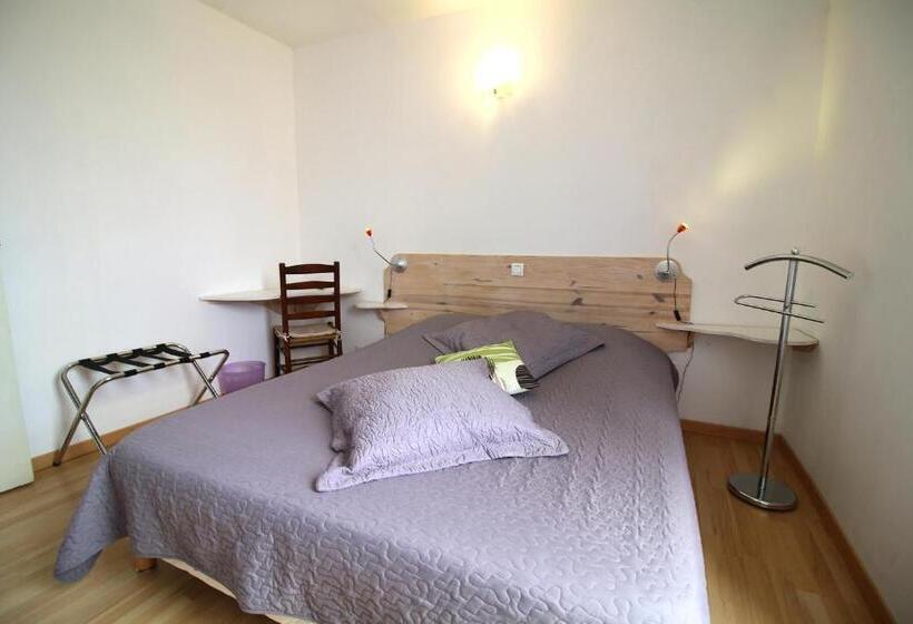 בית מלון כפרי Auberge De La Couronne