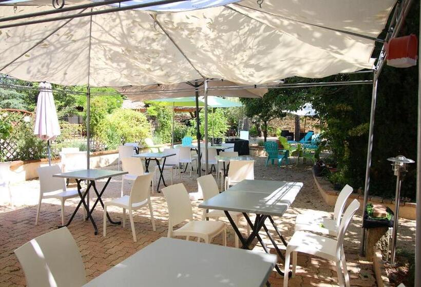 בית מלון כפרי Auberge De La Couronne