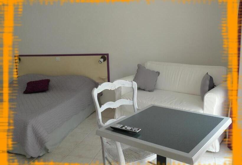 בית מלון כפרי Auberge De La Couronne