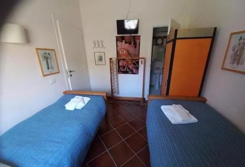 ホテル Azienda Agricola Il Querceto