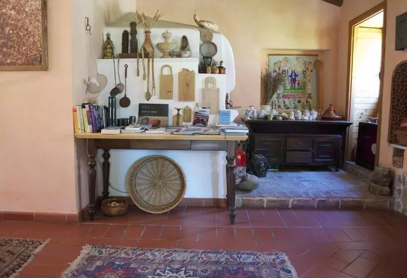 ホテル Azienda Agricola Il Querceto