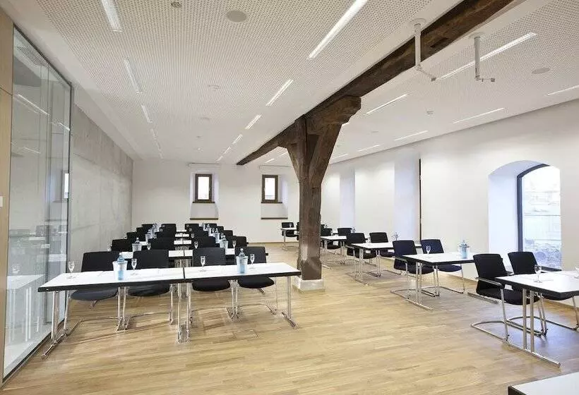 Hotelli Kloster Haydau