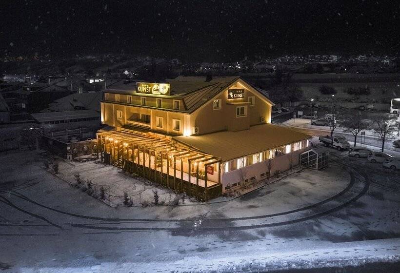 هتل Kunst