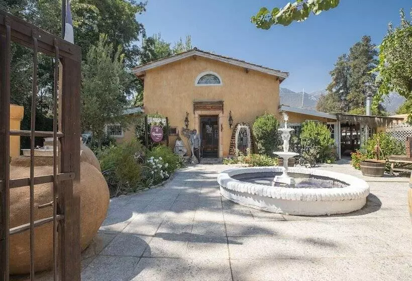 Hotel La Calma De Rita   Pirque