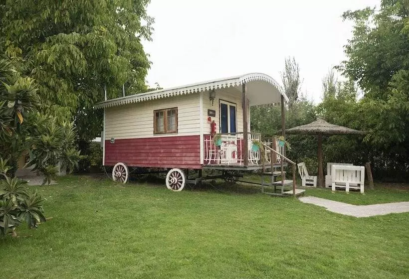 Hotel La Calma De Rita   Pirque