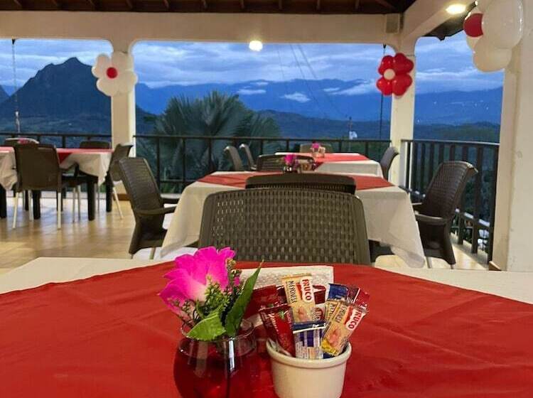 ホテル Real Dinastía