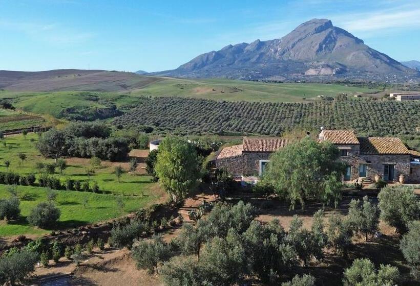 ホテル Terre Di Himera