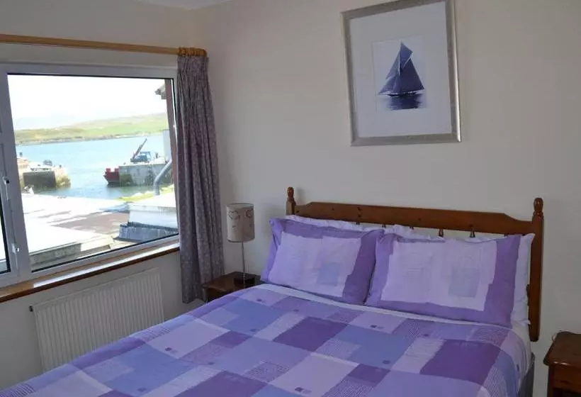 Oliver's Seafood Bar, Bed & Breakfast