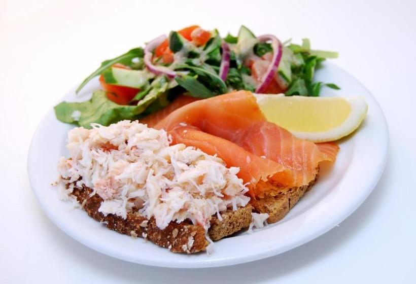 Oliver's Seafood Bar, Bed & Breakfast