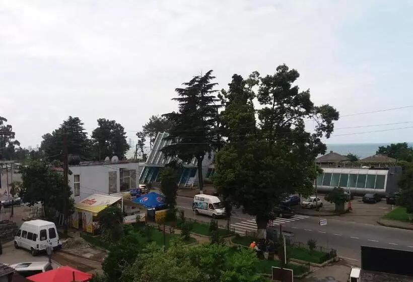 پانسیون Apartment Maxinjauri