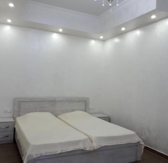 پانسیون Apartment Maxinjauri