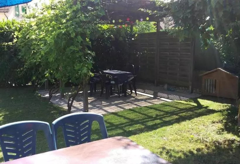 Majatalo Au P Tit Bonheur