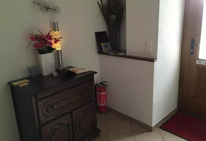 Majatalo Au P Tit Bonheur