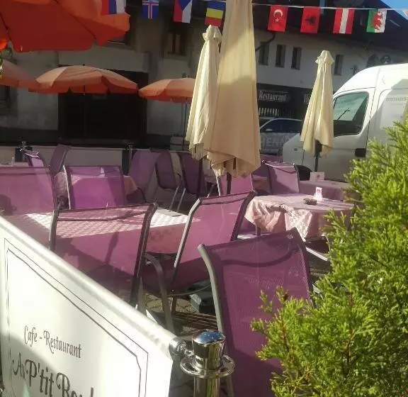 Majatalo Au P Tit Bonheur