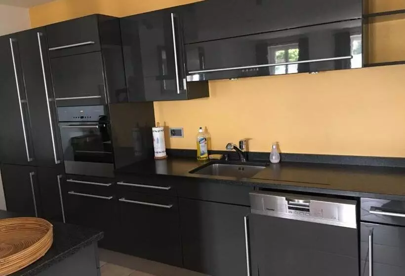 Majatalo Au P Tit Bonheur