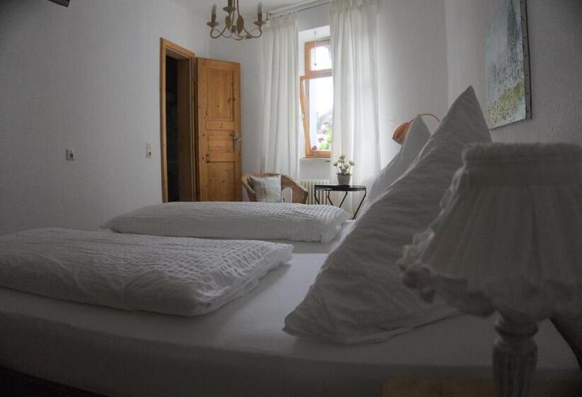 פנסיון Garni Altes Winzerhaus Moselschänke