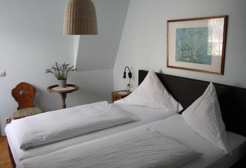 פנסיון Garni Altes Winzerhaus Moselschänke