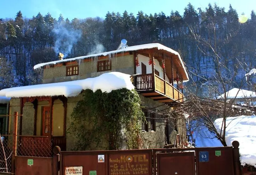 پانسیون Guest House Gallery