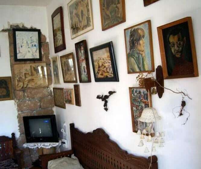 پانسیون Guest House Gallery