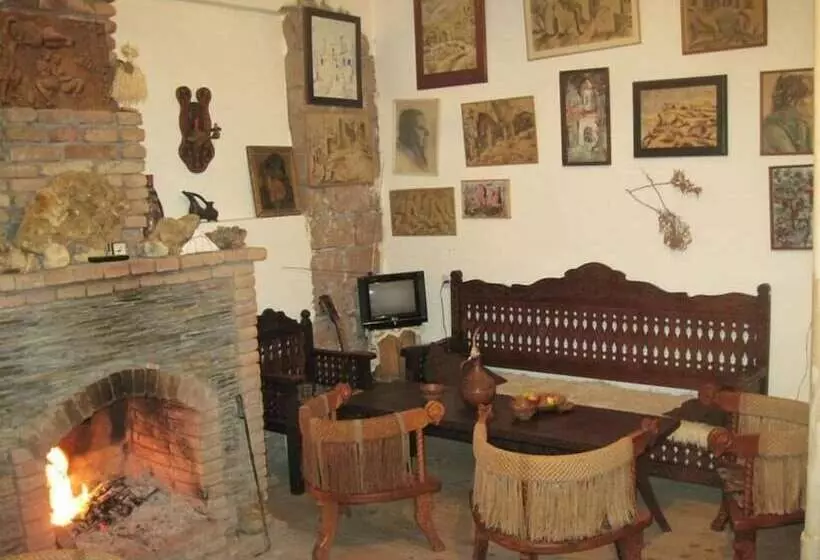 پانسیون Guest House Gallery