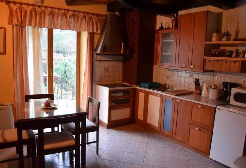 پانسیون Guesthouse Koren At Winery