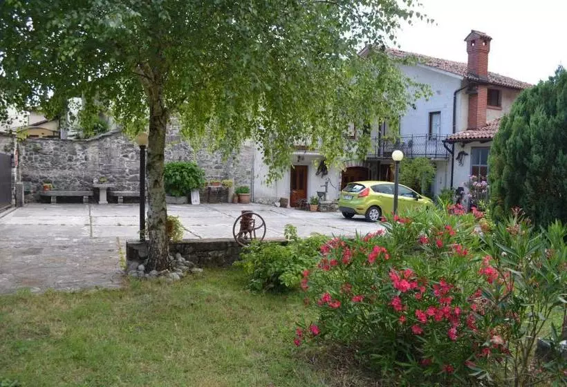 پانسیون Guesthouse Koren At Winery