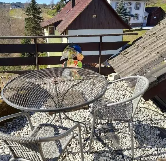 Majatalo Erdmannshöhle Hasel Im Südschwarzwald