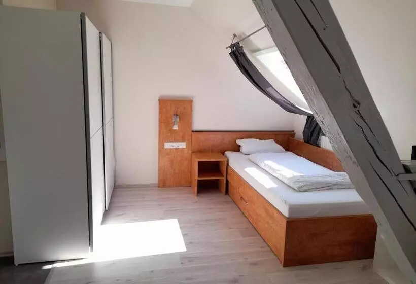 Majatalo Erdmannshöhle Hasel Im Südschwarzwald